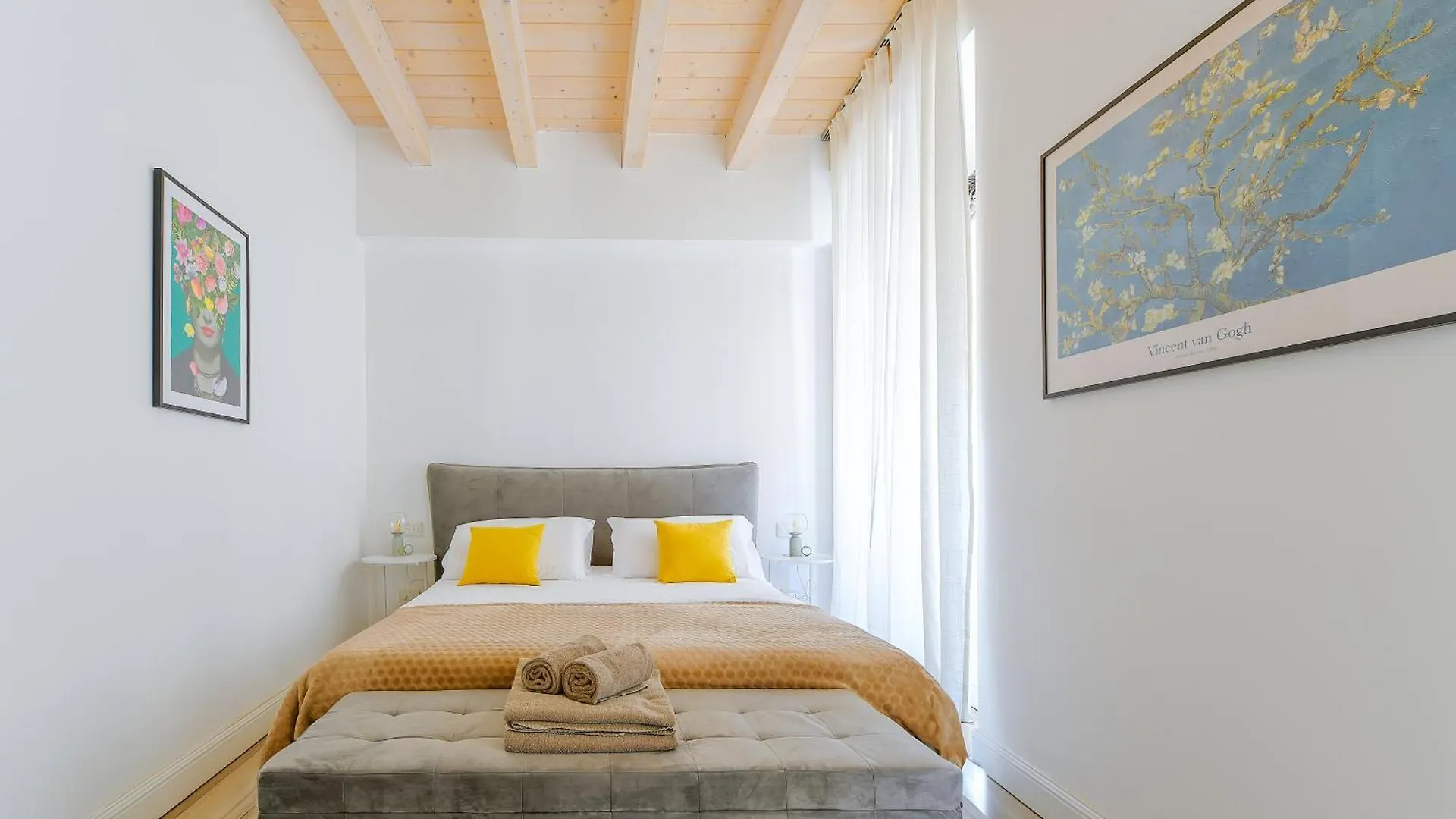 Terrace Bloom Heart Of Como İtalya