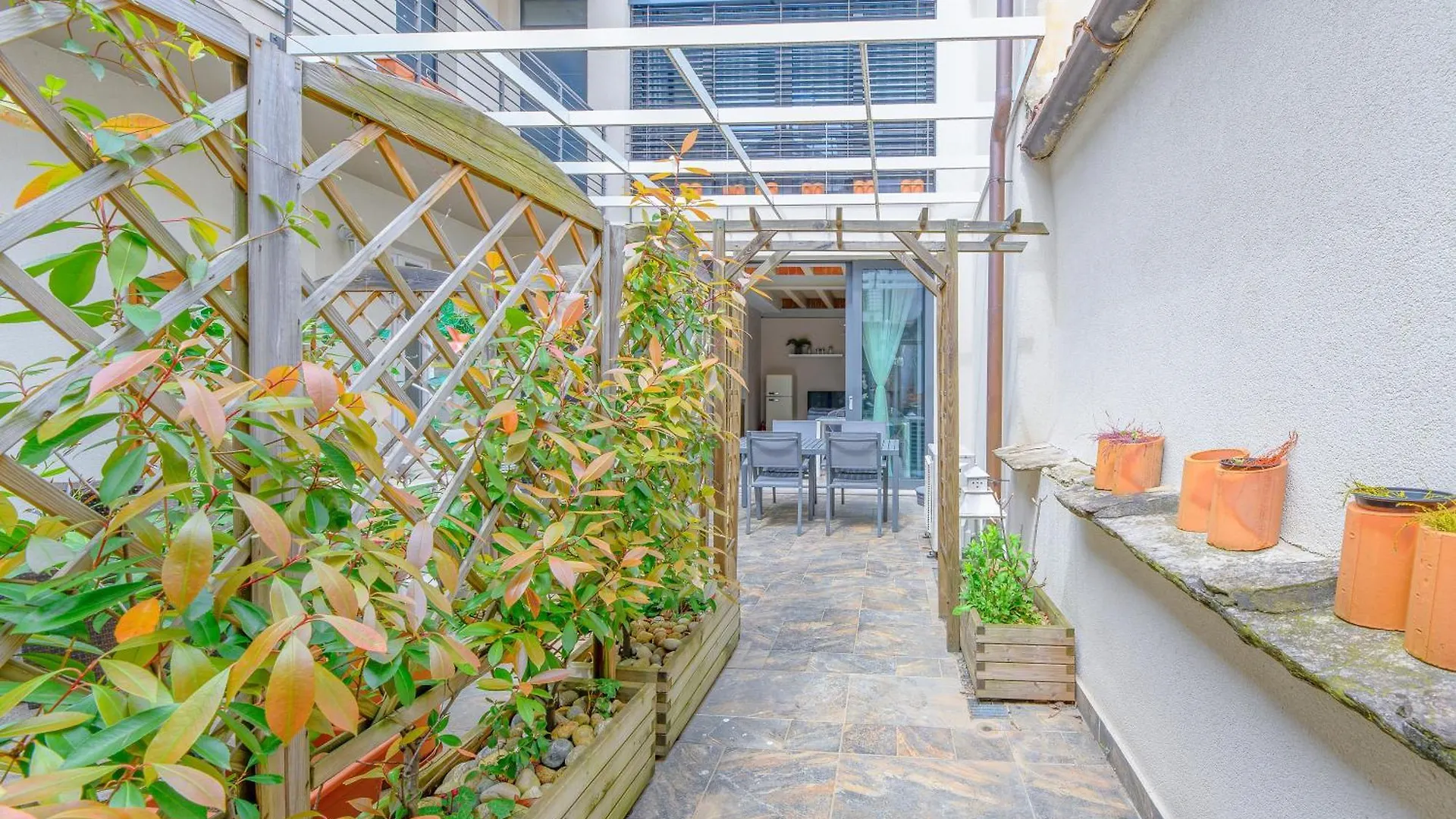 Terrace Bloom Heart Of Como